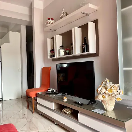 Isabella Apartamento Vlorë